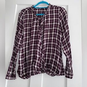 Women’s Flannel Long Sleeve Shirt